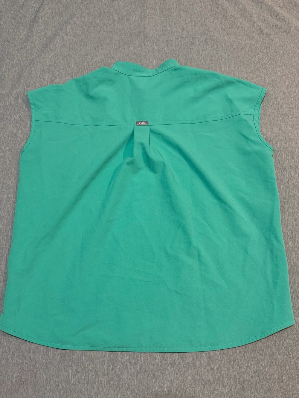 FIGS Rafaela Oversized Scrub Top & Zamora Jogger Set Small Teal Green - Picture 5 of 10
